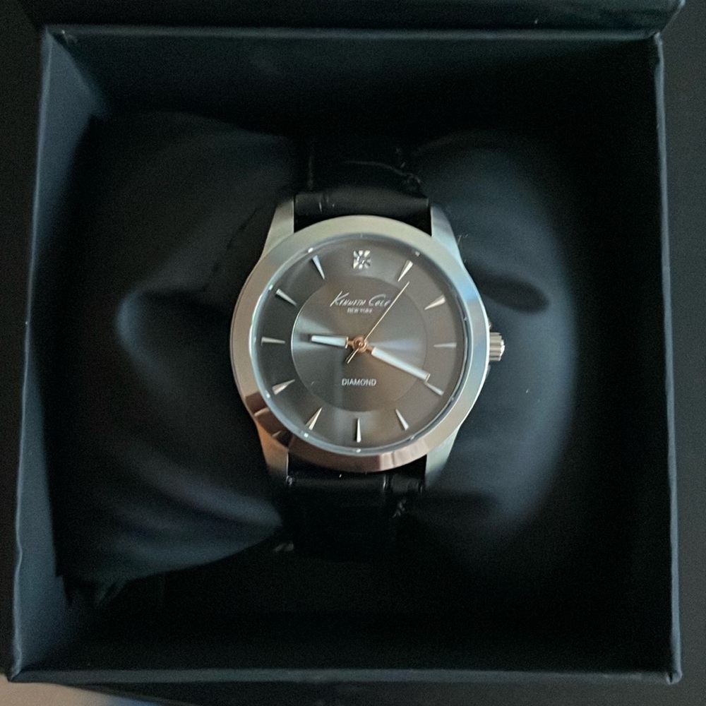 Kenneth Cole ladies watch black leather band